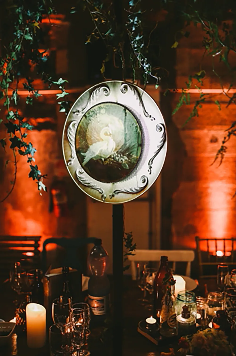 Photo by Lara Hotz Photography. theweddingnotebook.com