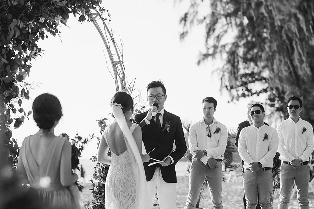 Photo by Louis Loo Photography. theweddingnotebook.com