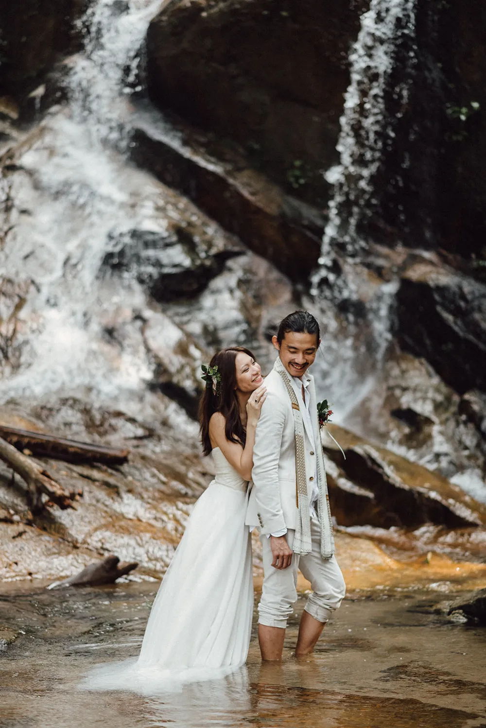 Photo by Peter Herman Photography. theweddingnotebook.com