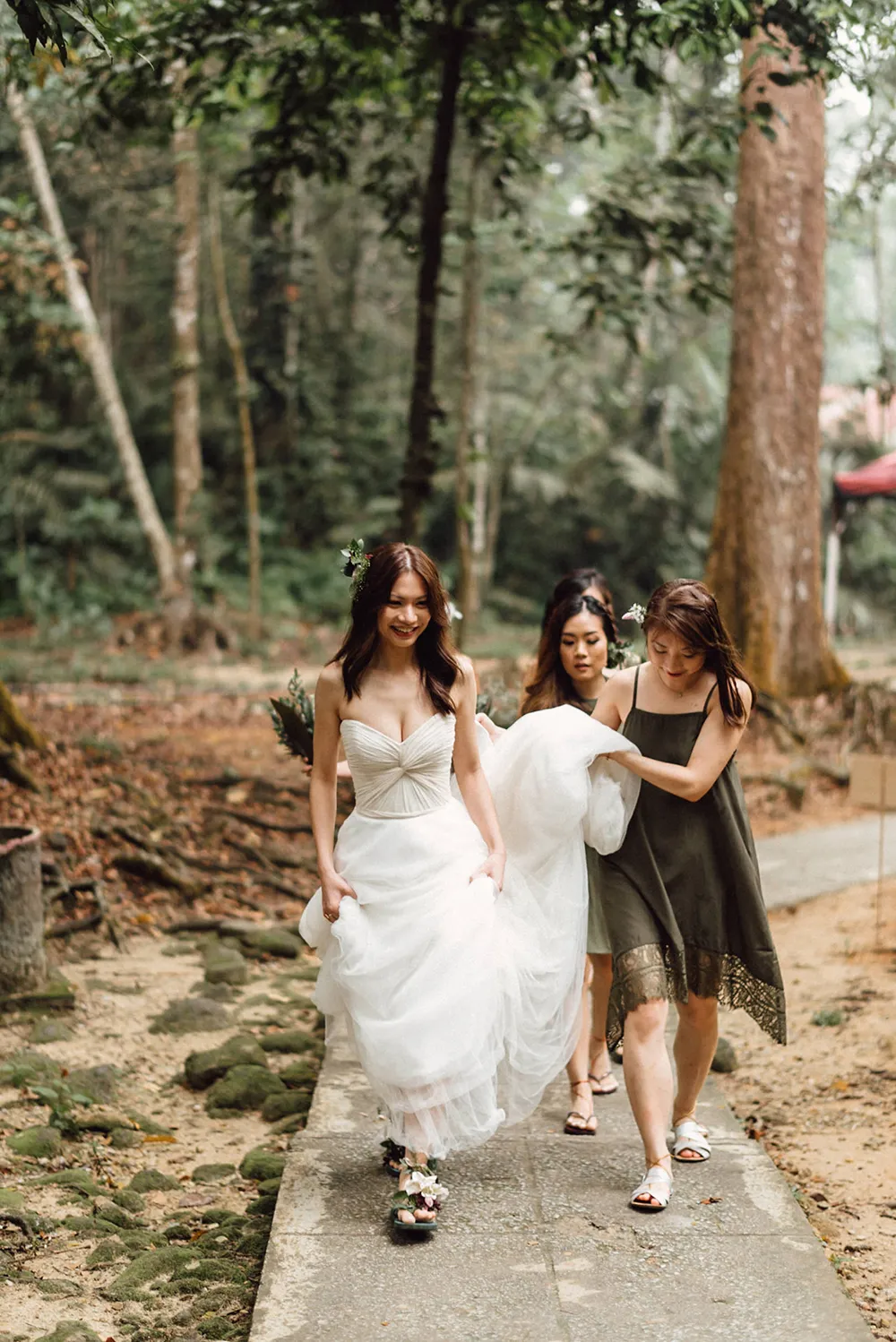 Photo by Peter Herman Photography. theweddingnotebook.com