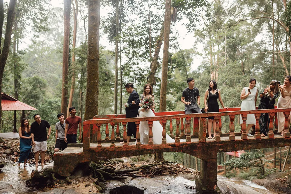 Photo by Peter Herman Photography. theweddingnotebook.com