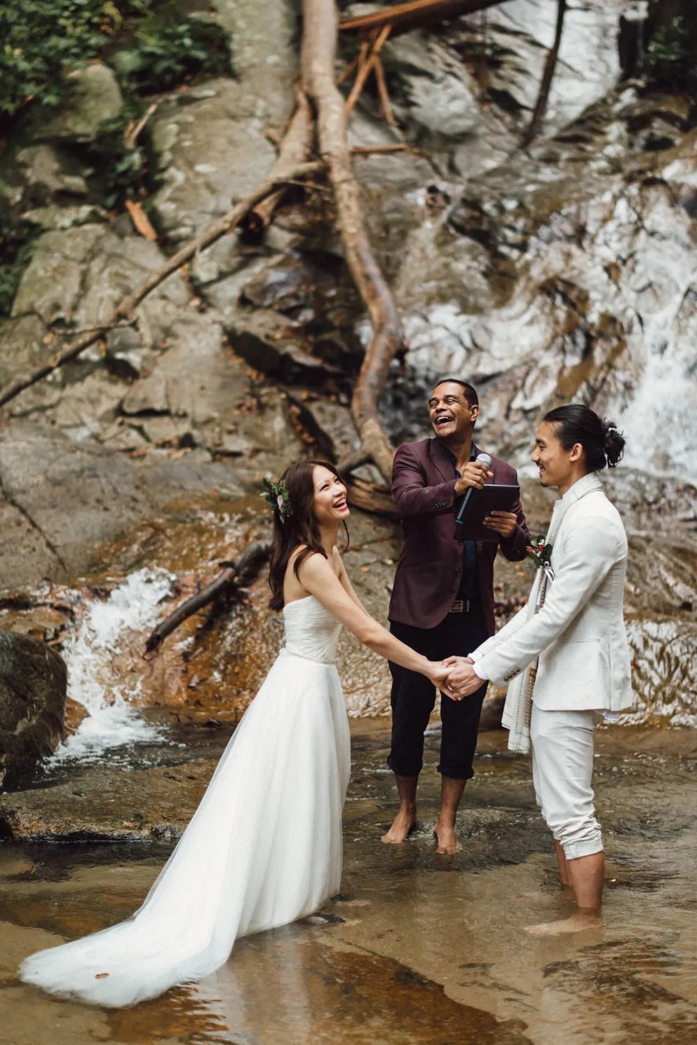 Photo by Peter Herman Photography. theweddingnotebook.com