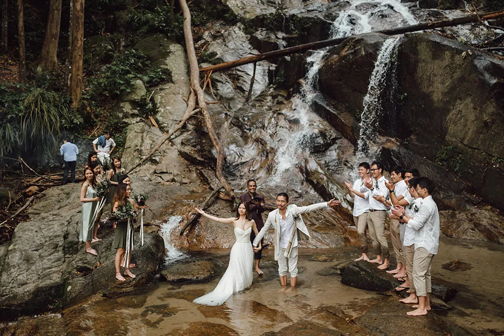 Photo by Peter Herman Photography. theweddingnotebook.com