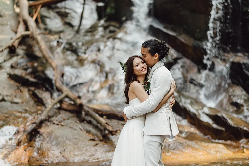 Photo by Peter Herman Photography. theweddingnotebook.com