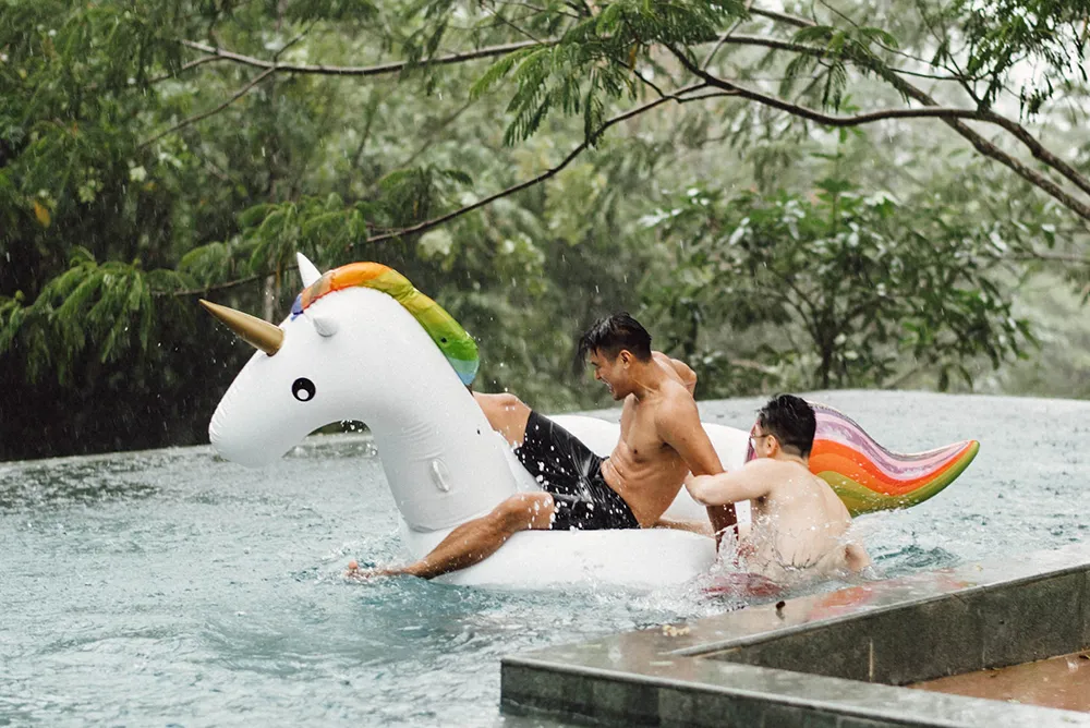 Photo by Peter Herman Photography. theweddingnotebook.com