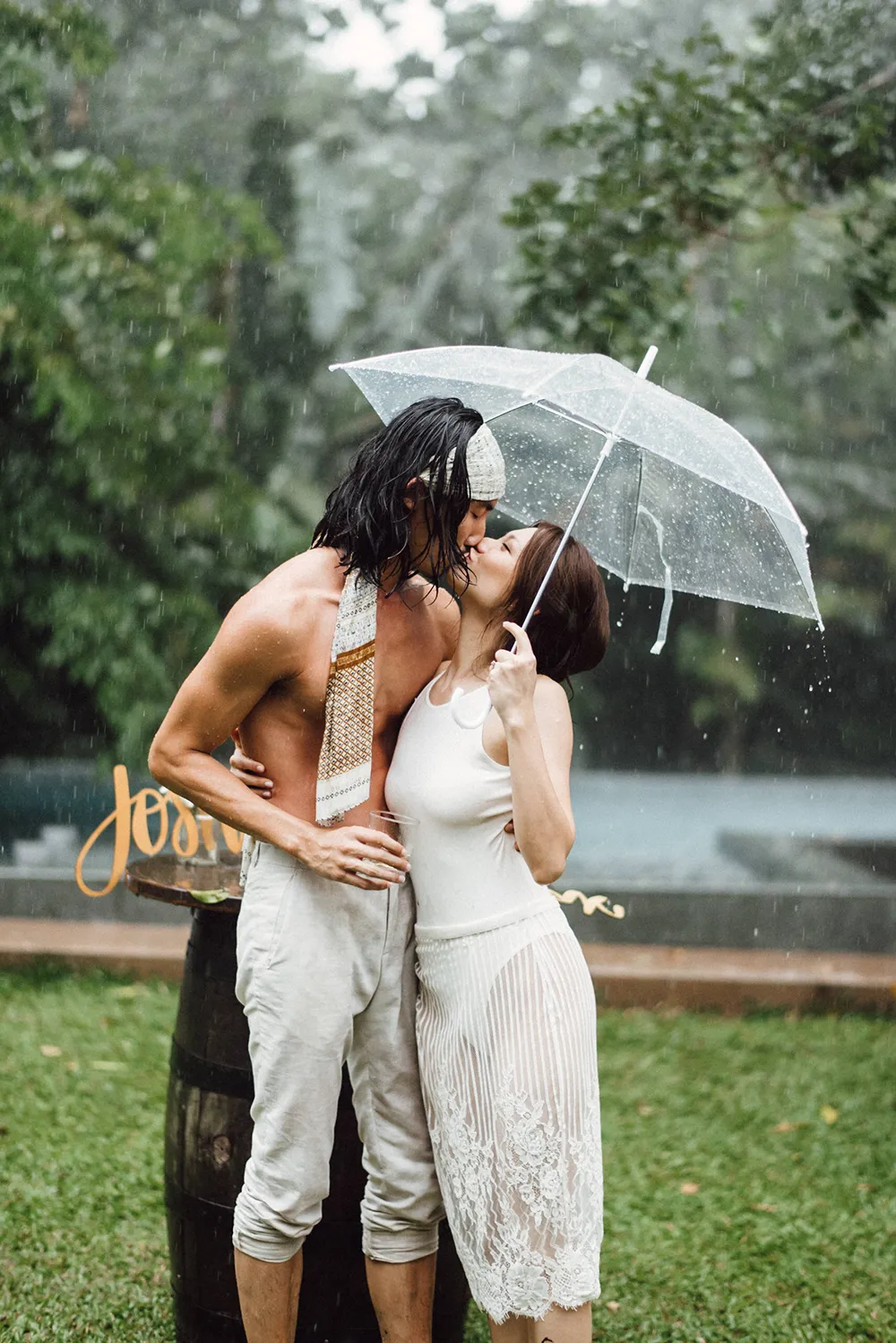 Photo by Peter Herman Photography. theweddingnotebook.com