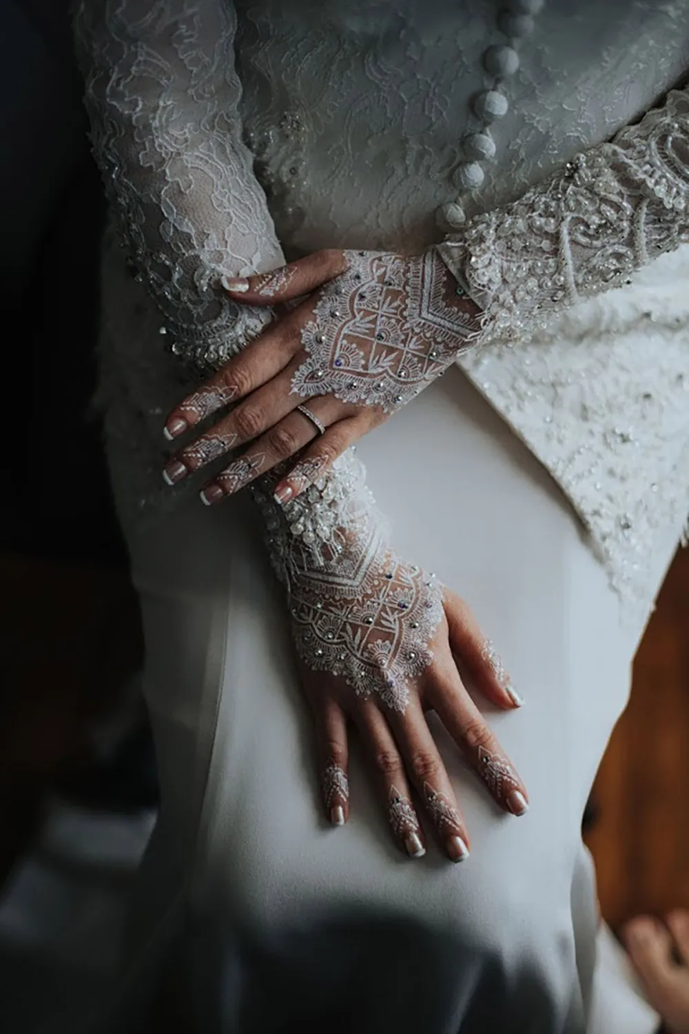 Munkeat Photography. theweddingnotebook.com