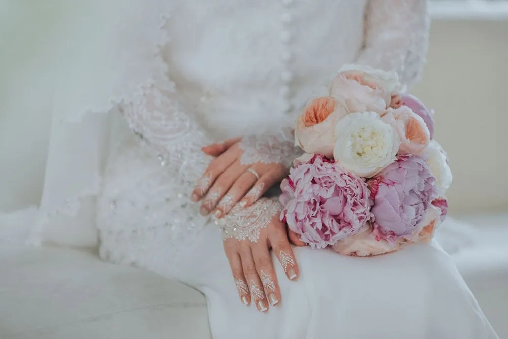 Munkeat Photography. theweddingnotebook.com