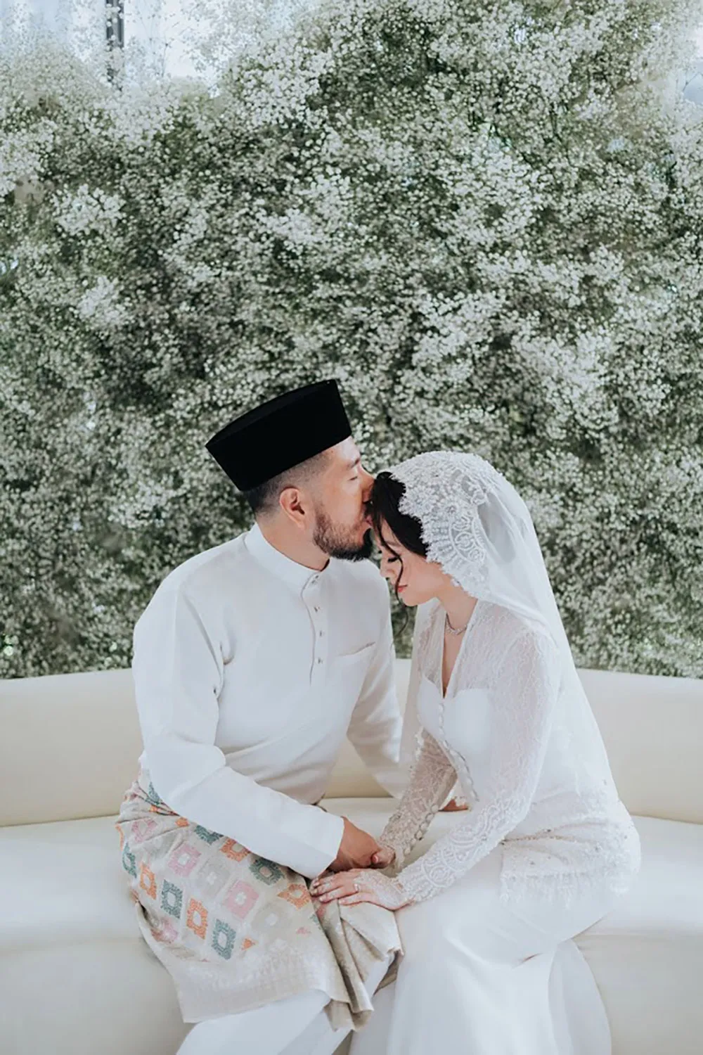 Munkeat Photography. theweddingnotebook.com