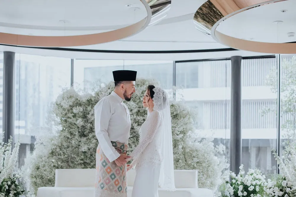 Munkeat Photography. theweddingnotebook.com