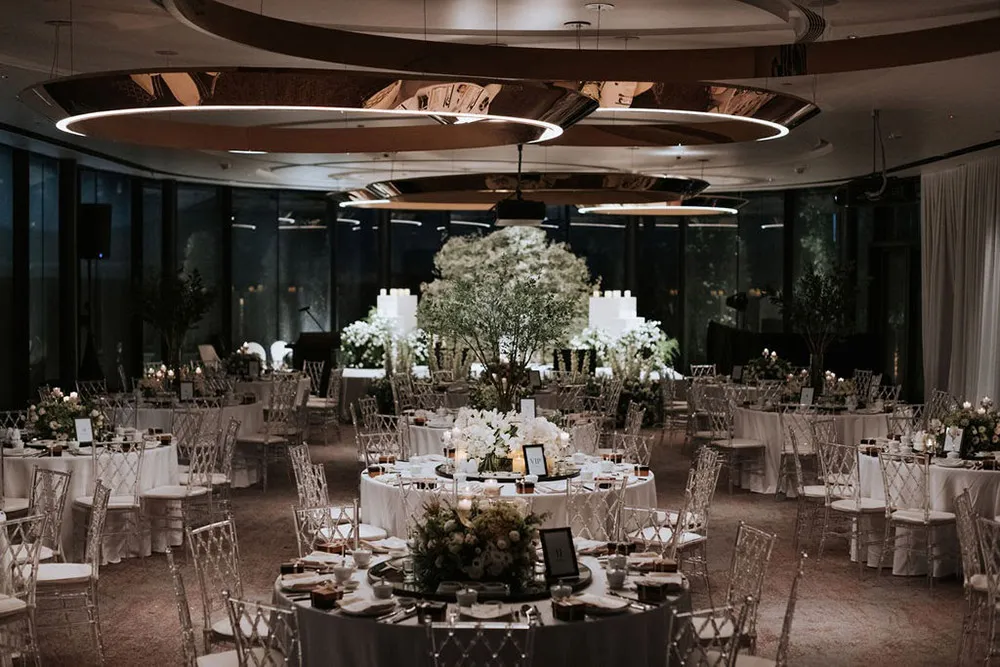 Munkeat Photography. theweddingnotebook.com