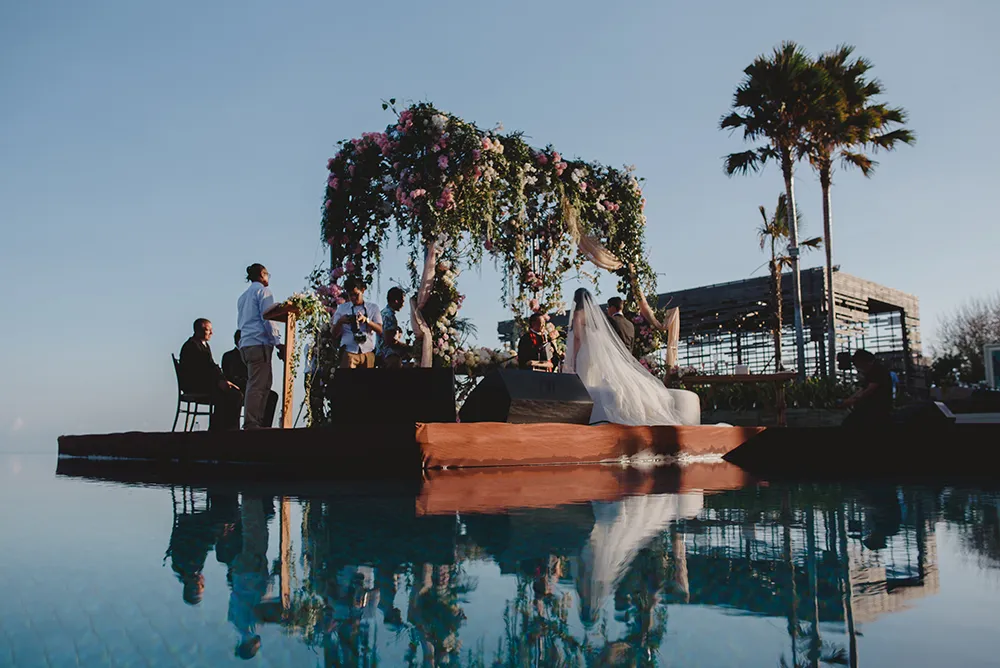 Photo by Terralogical. theweddingnotebook.com
