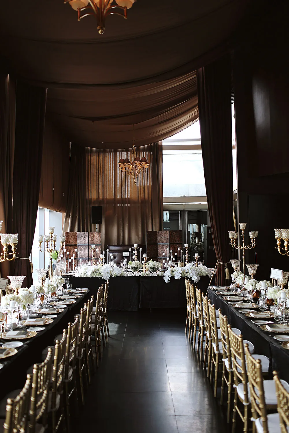 Wedding reception at Marini's on 57. Photo by Axioo. theweddingnotebook.com