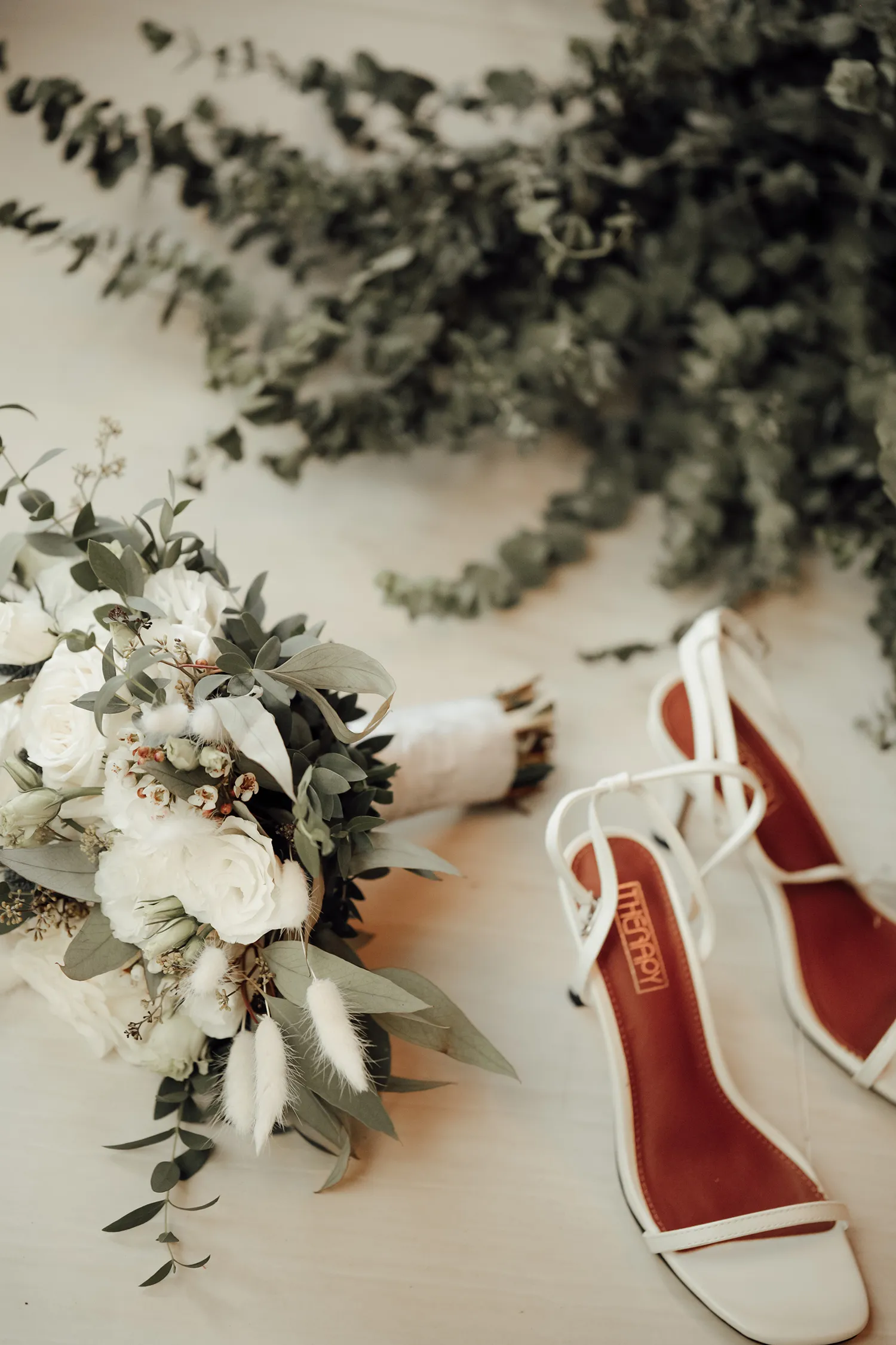 Proudrad Photography. theweddingnotebook.com