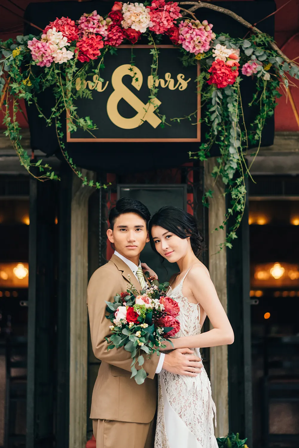 Garden ceremony in Malaysia. The Westin Kuala Lumpur wedding. Styling by The Wedding Notebook magazine. Peter Herman Photography. theweddingnotebook.com