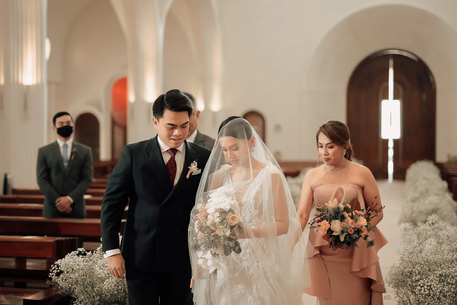 Photography by ProudRad. theweddingnotebook.com