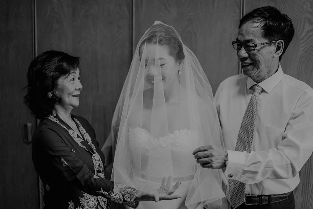 Photo by Bloc Memoire Photography. theweddingnotebook.com