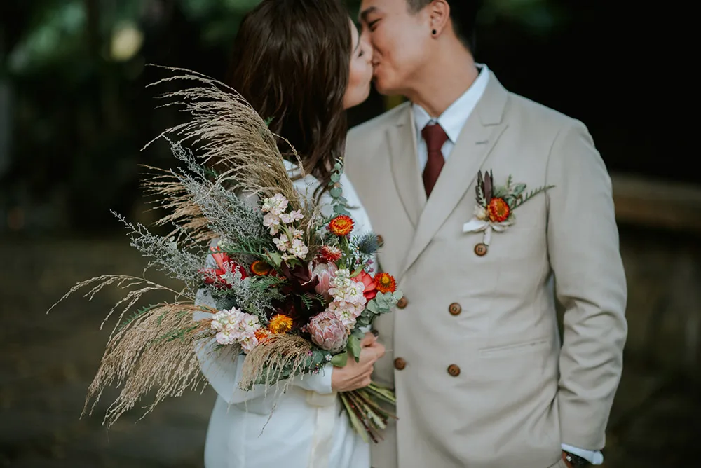 Photo by TRBAN Photography. theweddingnotebook.com