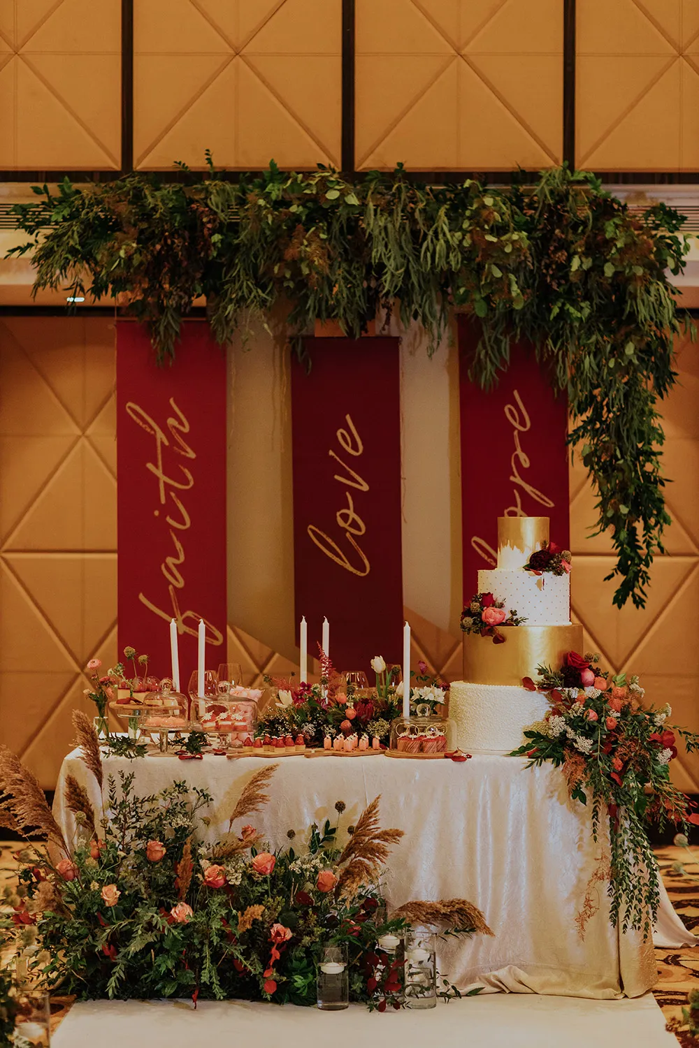 Louis Gan Photography. theweddingnotebook.com