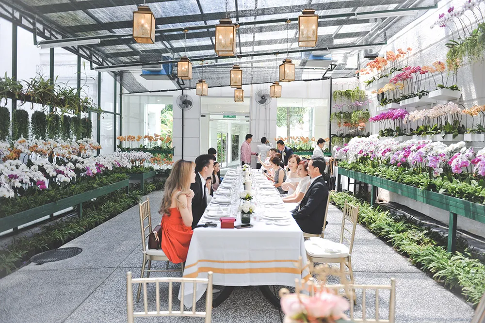 Photo by Andrew Yep Photographie. theweddingnotebook.com