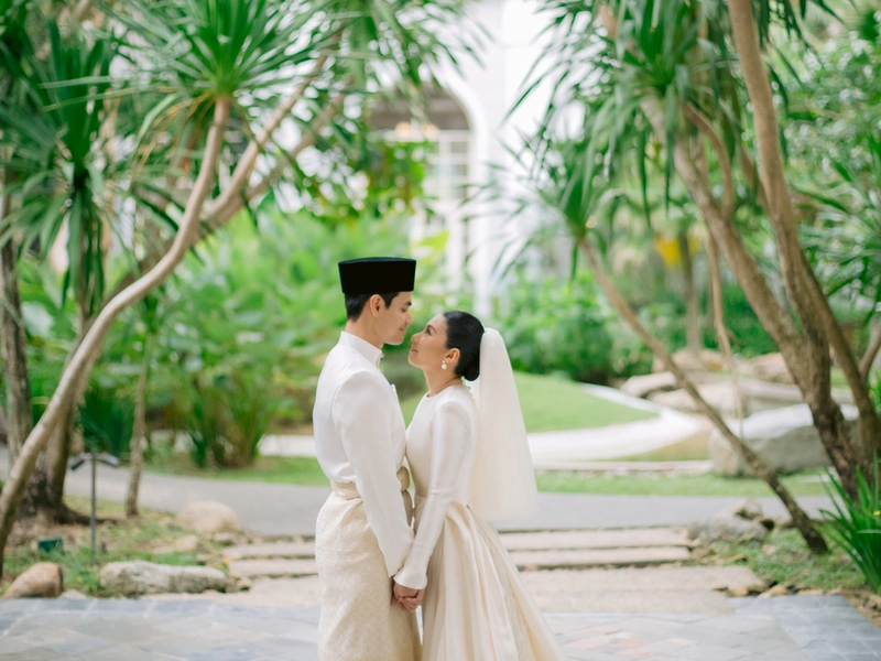 An Intimate Wedding with Tropical Pastel Hues at The Danna Langkawi