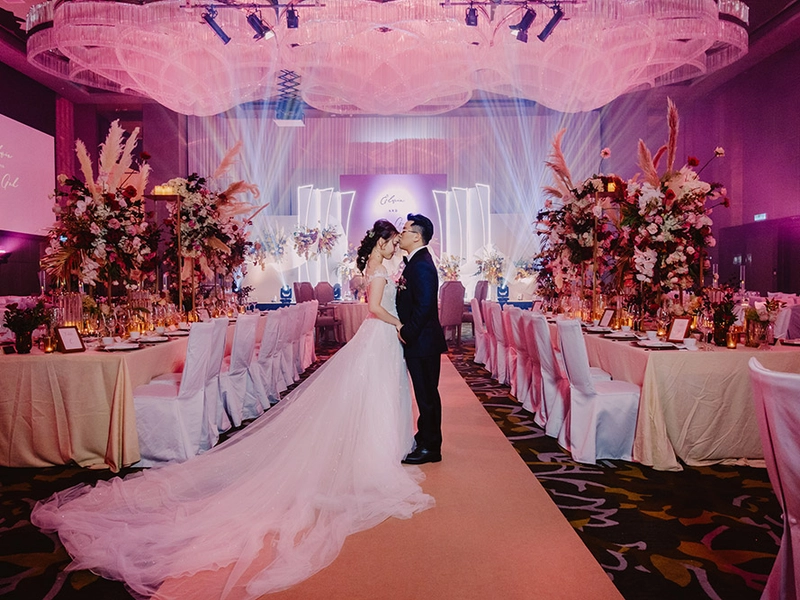 An Old Hollywood Glam Wedding at Four Seasons Hotel Kuala Lumpur