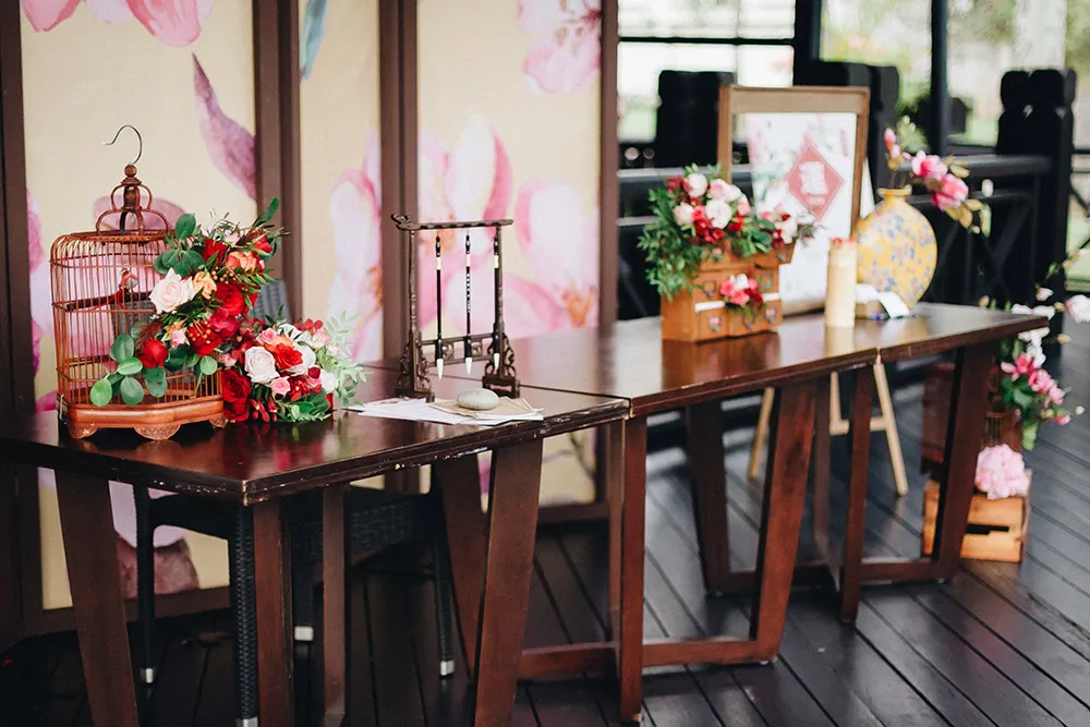 Photo by Arch and Vow Studio. theweddingnotebook.com