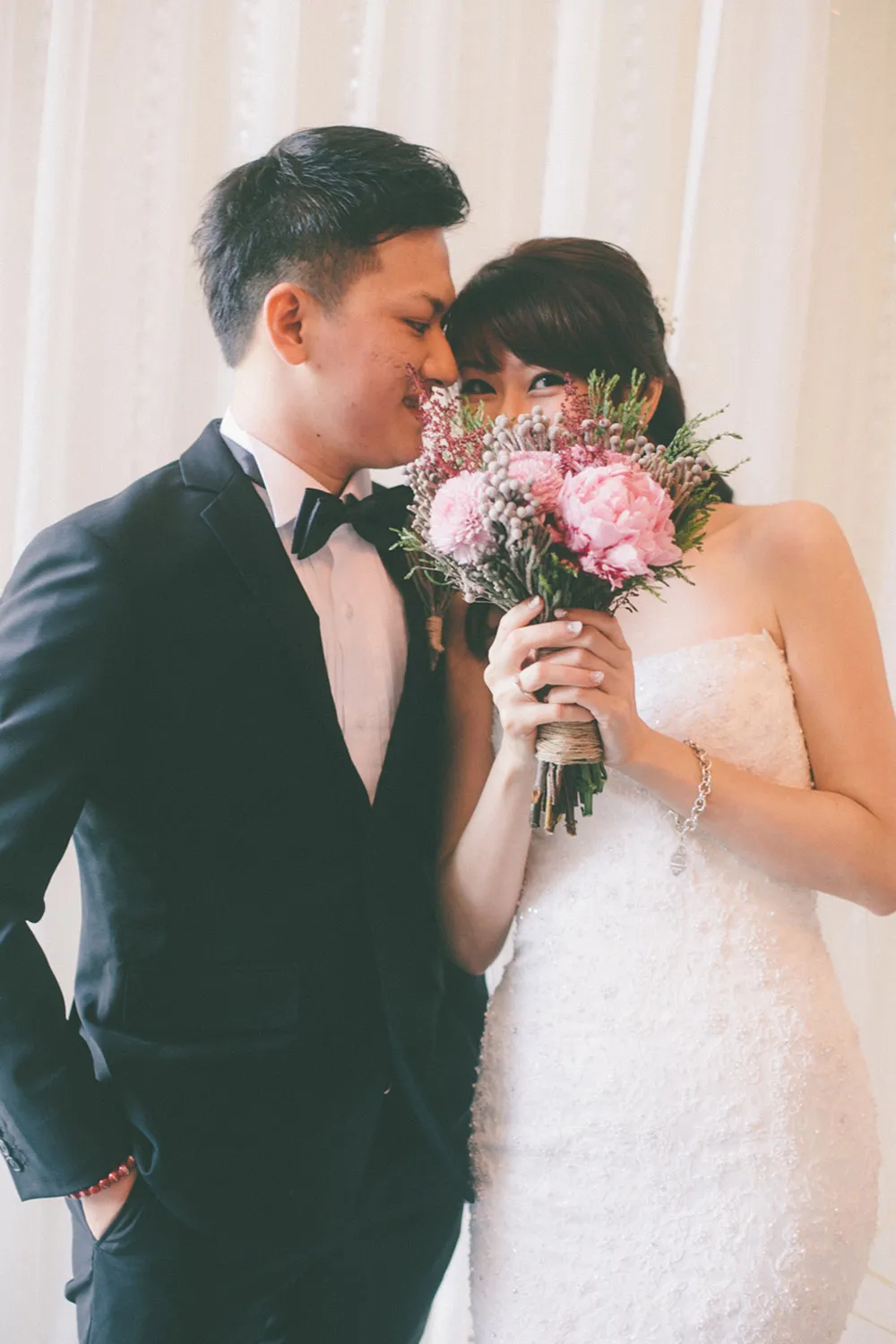 Photo by Iyao Photography. theweddingnotebook.com