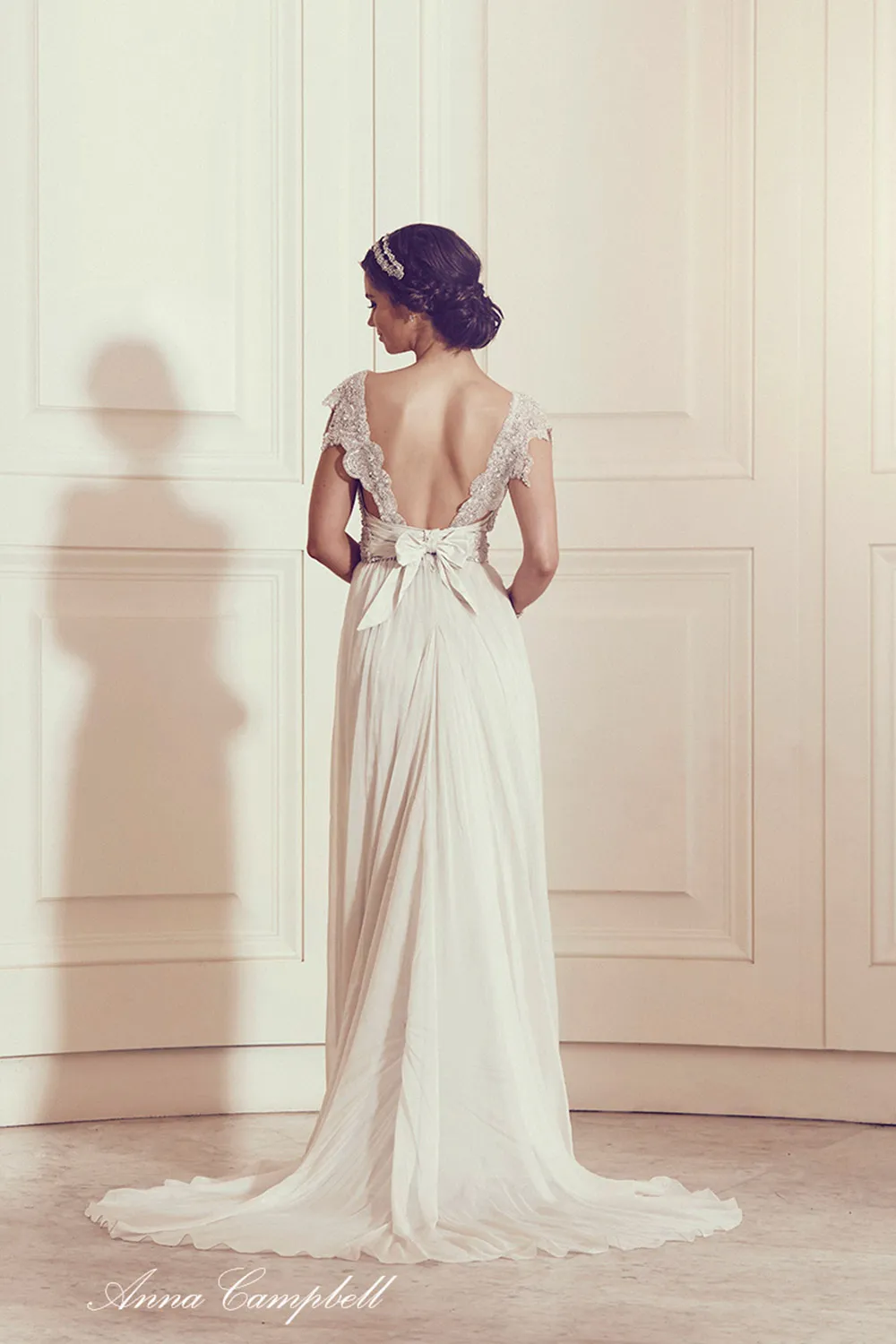 Annabella Chiffon - Anna Campbell 2016 Collection. theweddingnotebook.com