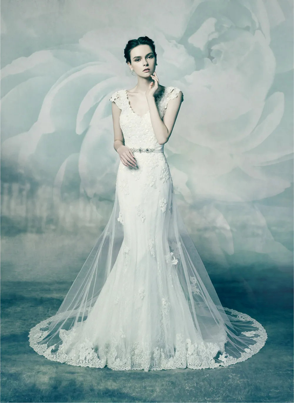 Annasul Y. 2016 Collection. theweddingnotebook.com