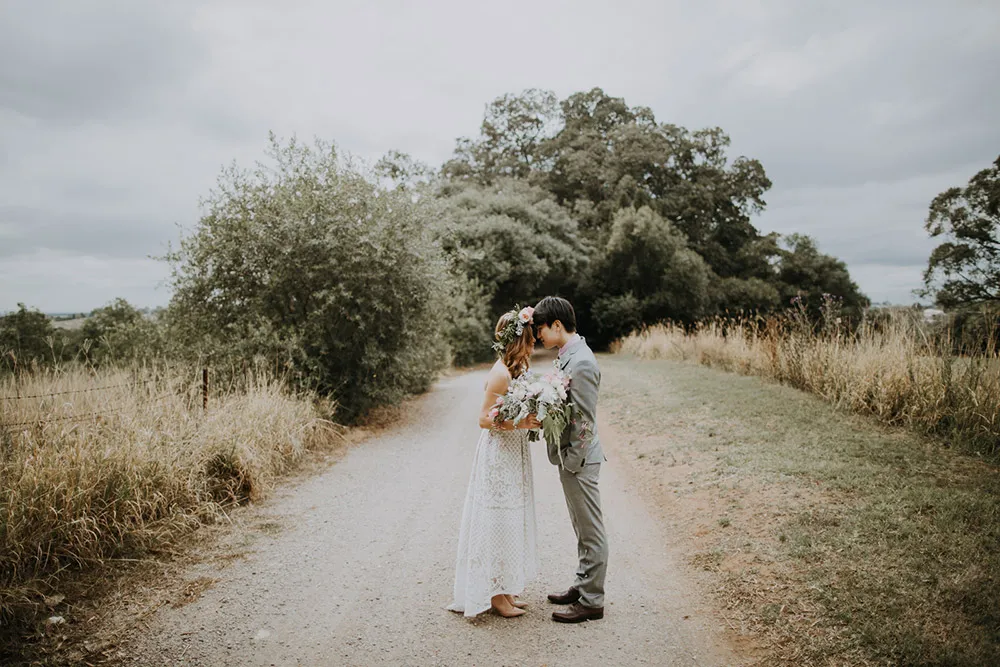 Photo by Wedding Gallery Studio. theweddingnotebook.com
