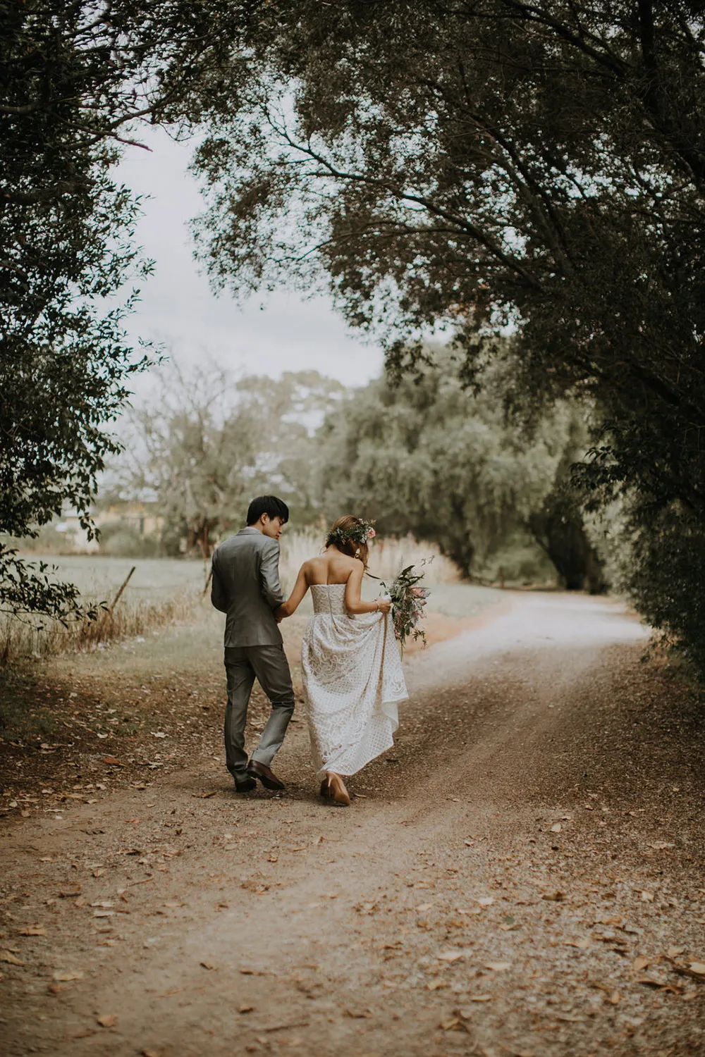 Photo by Wedding Gallery Studio. theweddingnotebook.com