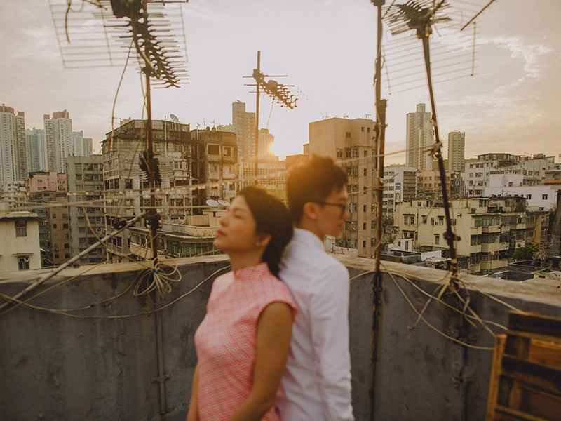 Artistic and Nostalgic Wedding Portraits in Hong Kong