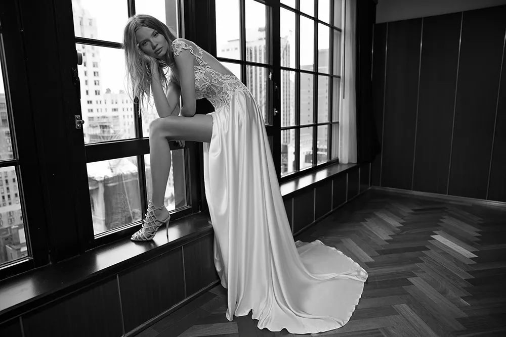 Berta Bridal Fall 2016 Collection. theweddingnotebook.com 
