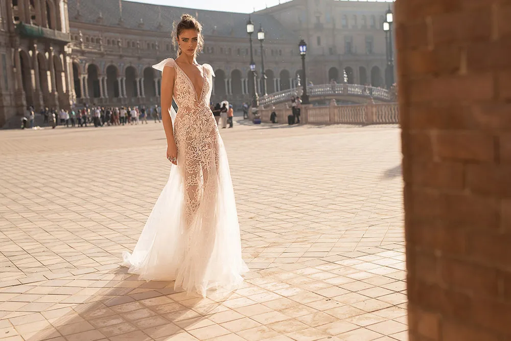Berta Bridal Fall 2018 Collection. theweddingnotebook.com