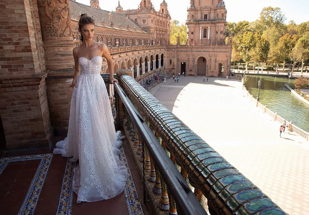 Berta Bridal Fall 2018 Collection. theweddingnotebook.com