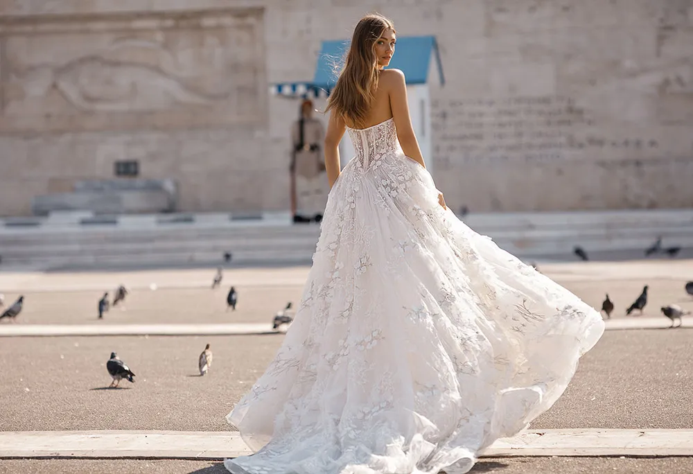 BERTA Bridal Fall 2019 Collection. theweddingnotebook.com