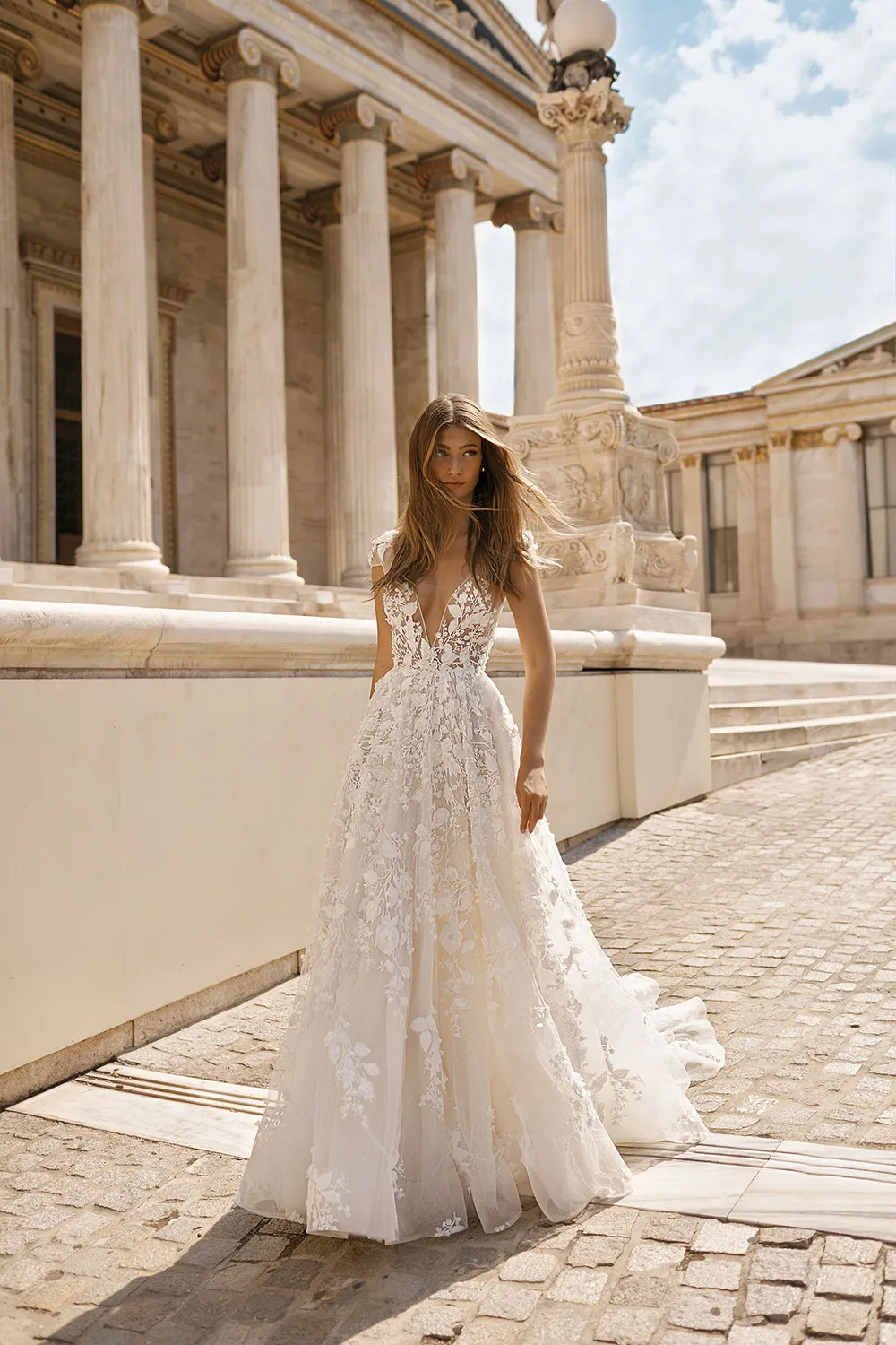BERTA Bridal Fall 2019 Collection. theweddingnotebook.com