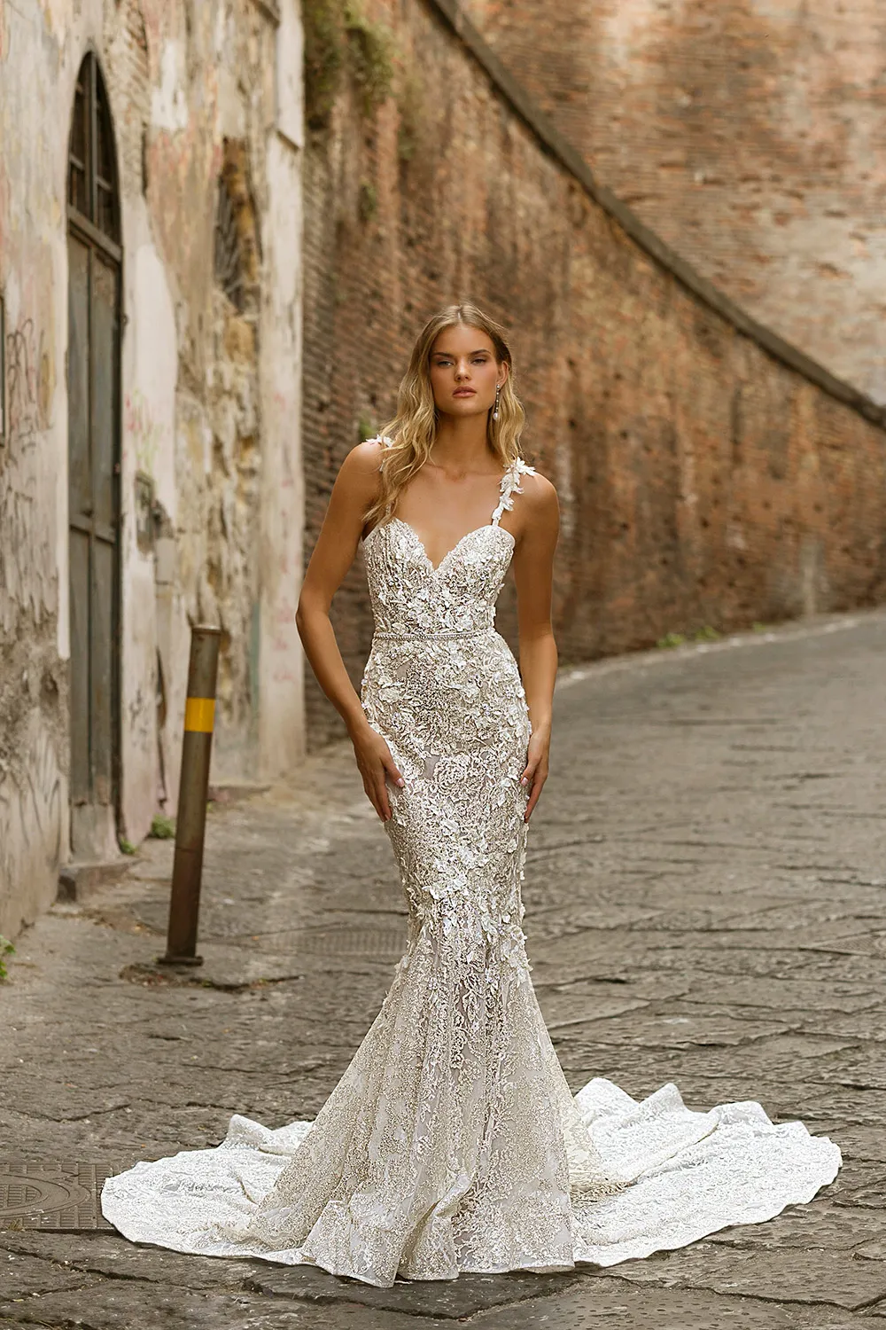 Berta Bridal Fall 2020 Collection. theweddingnotebook.com
