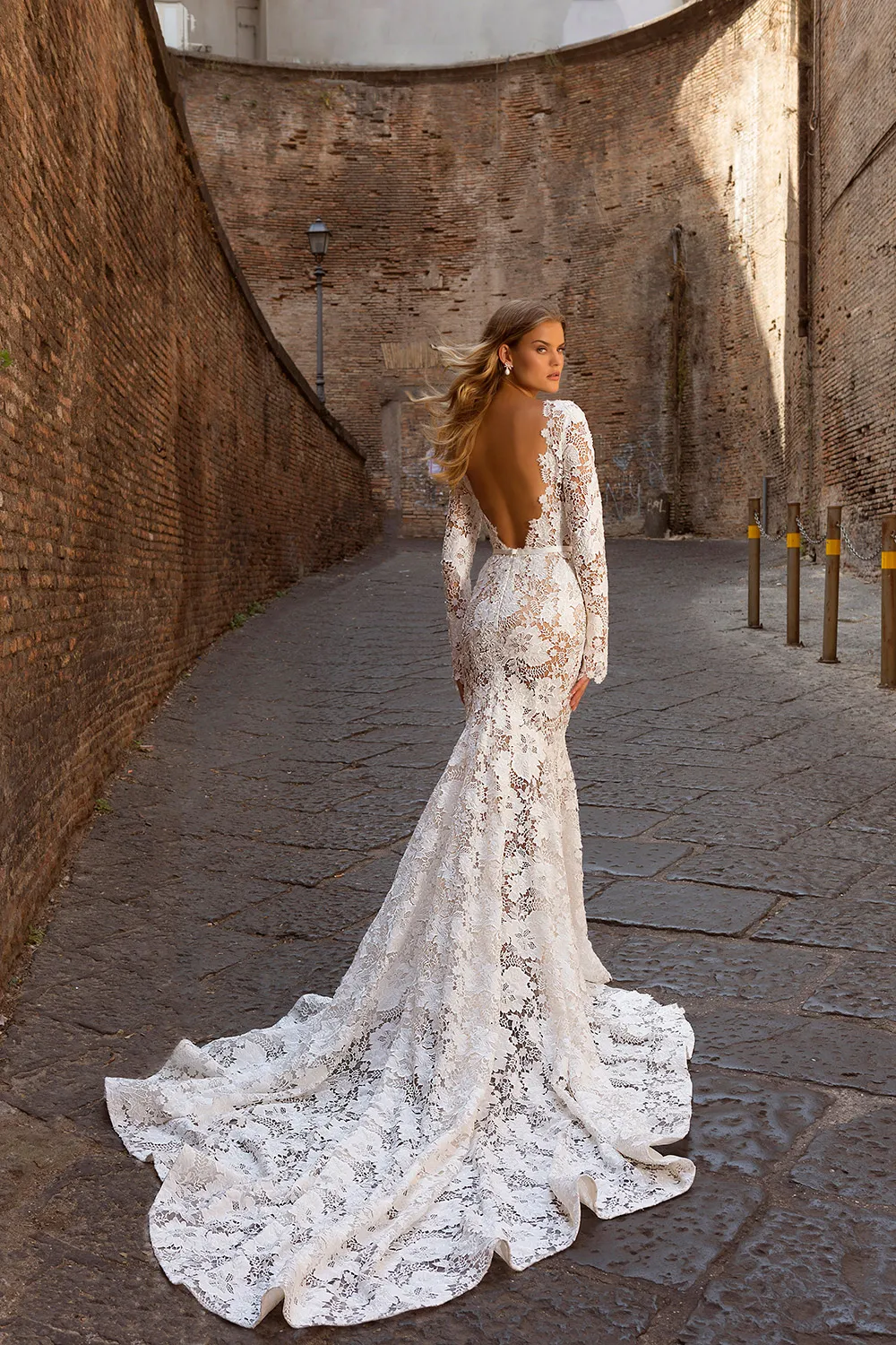 Berta Bridal Fall 2020 Collection. theweddingnotebook.com