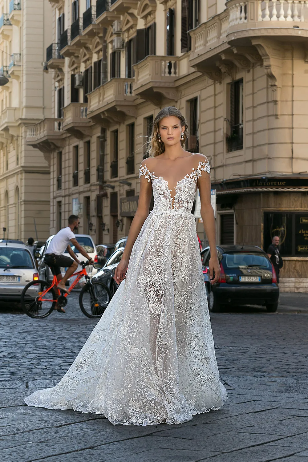 Berta Bridal Fall 2020 Collection. theweddingnotebook.com