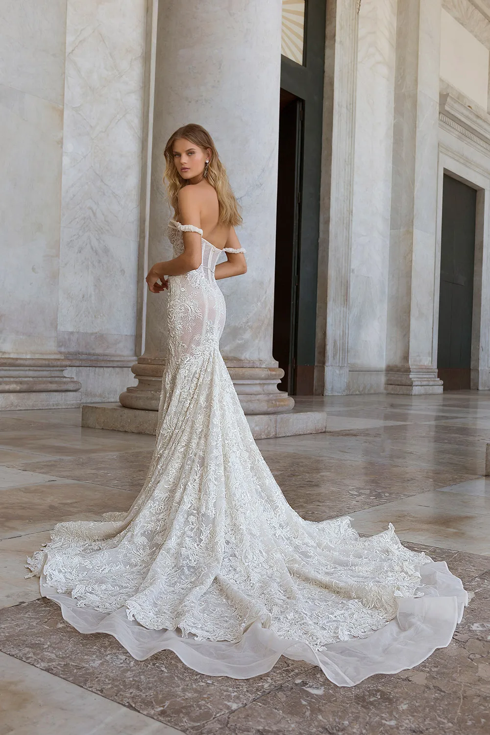 Berta Bridal Fall 2020 Collection. theweddingnotebook.com