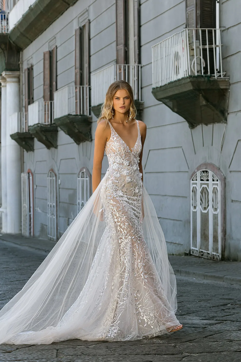 Berta Bridal Fall 2020 Collection. theweddingnotebook.com