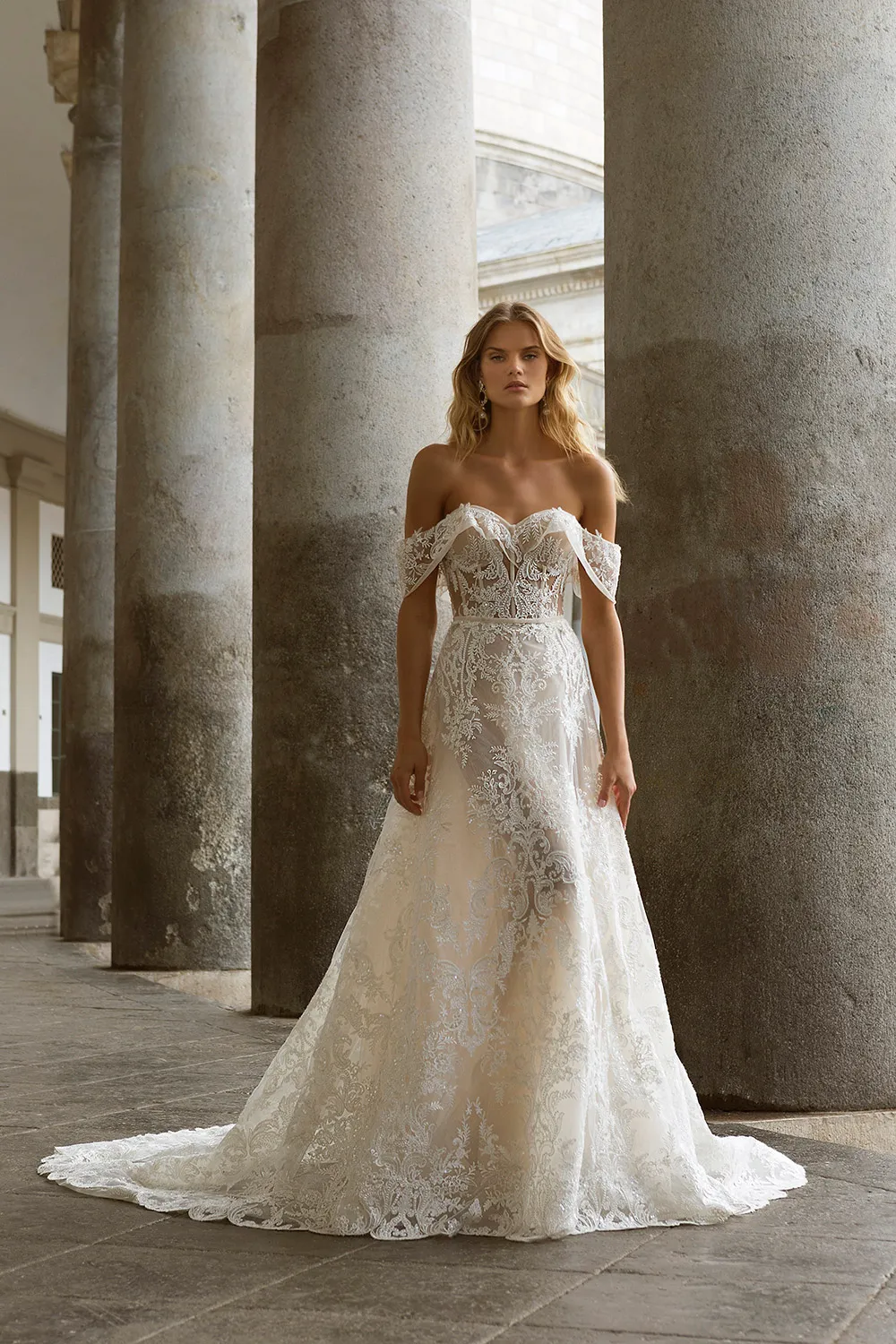 Berta Bridal Fall 2020 Collection. theweddingnotebook.com