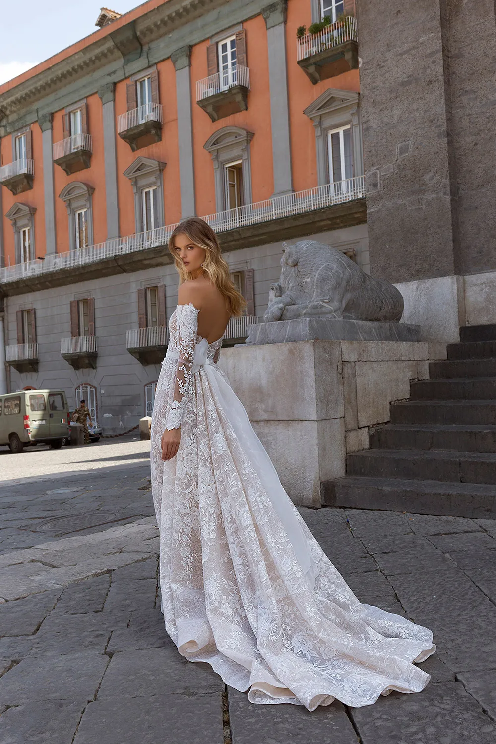 Berta Bridal Fall 2020 Collection. theweddingnotebook.com