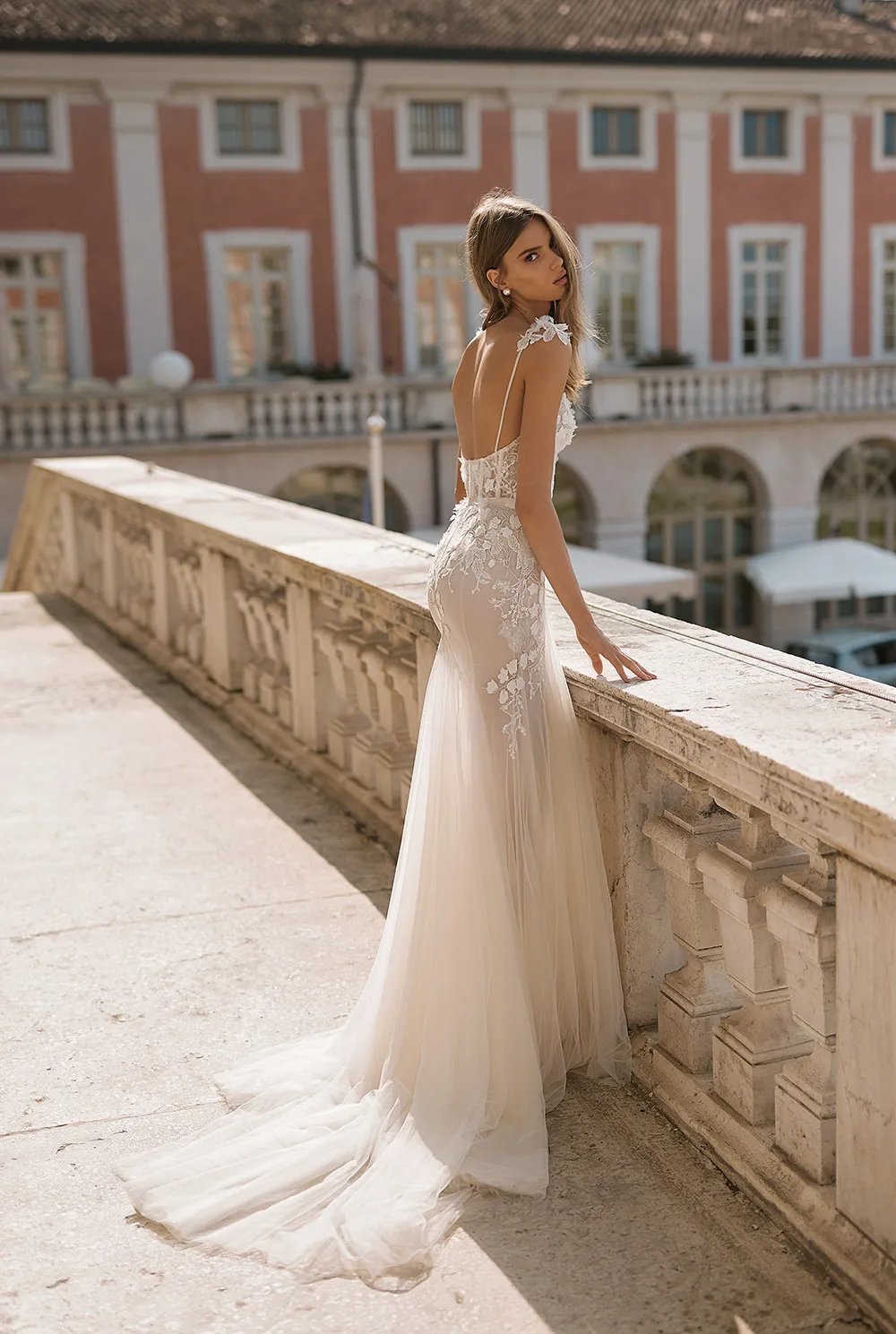 BERTA Privee Fall 2019 Bridal Collection. theweddingnotebook.com