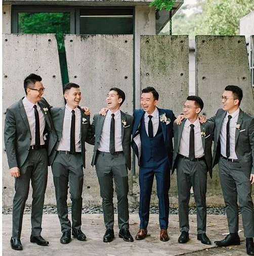 Photo by Louis Gan of Munkeat Studio. theweddingnotebook.com