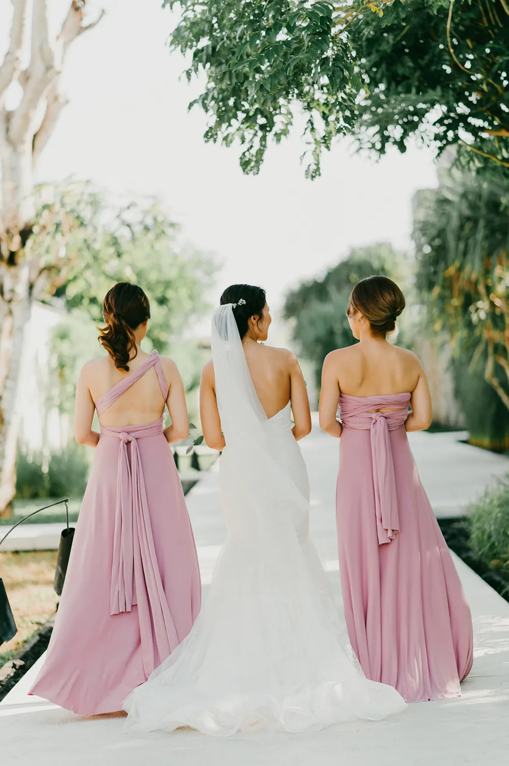 Photo by Diktatphotography. theweddingnotebook.com