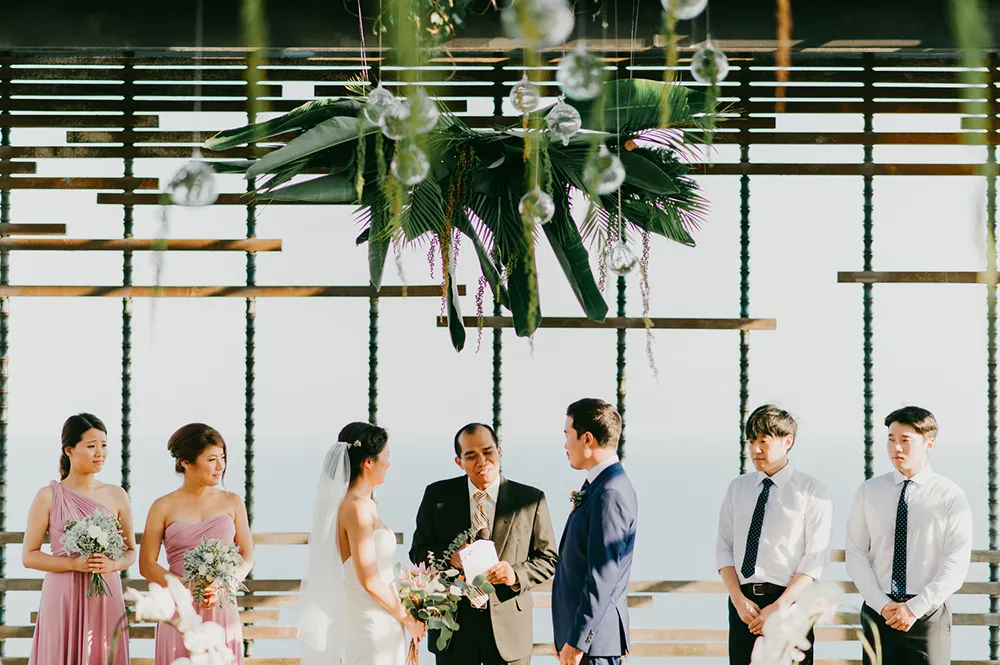 Photo by Diktatphotography. theweddingnotebook.com