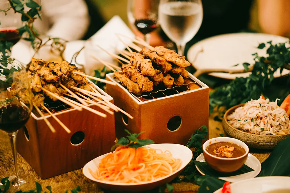 Photo by Diktatphotography. theweddingnotebook.com